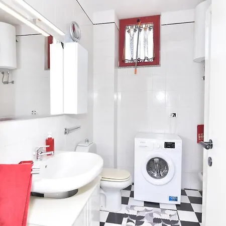 Sea View Red Corallo Elegance *